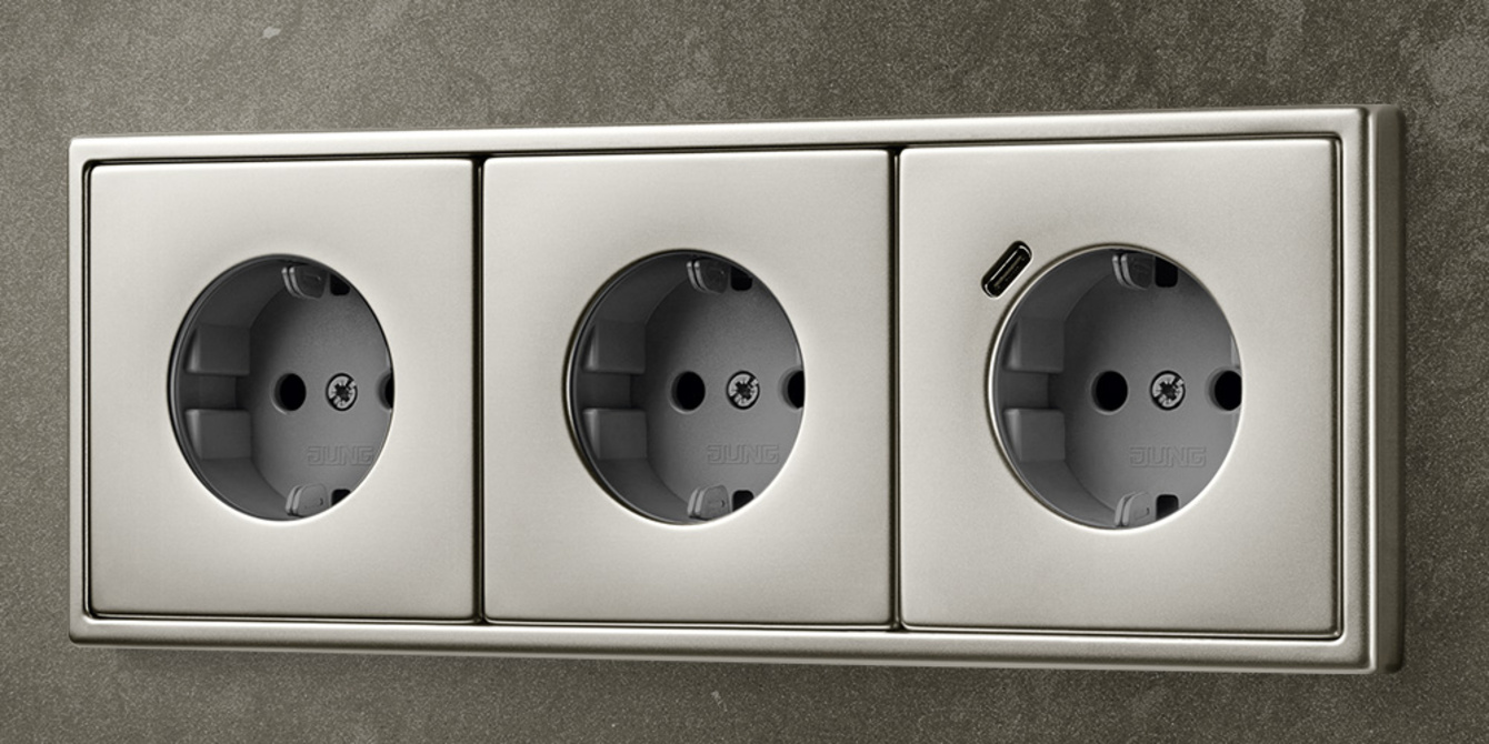 SCHUKO® Steckdosen mit USB bei Schnürch Electronics in Neu-Isenburg